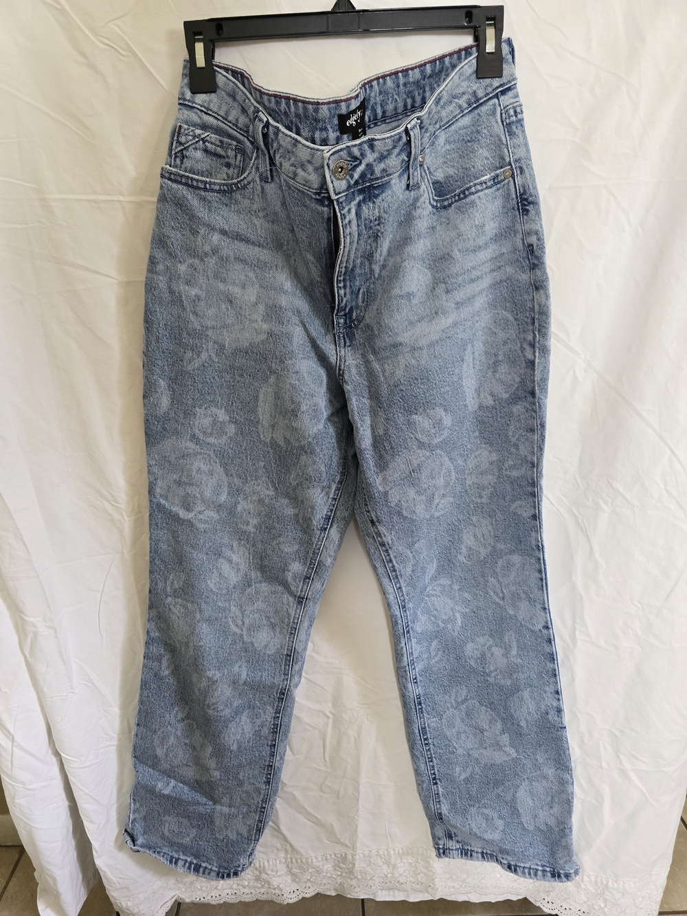 Edgely by Maurices Light Wash High-Rise Jeans